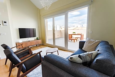 THREE BEDROOMS ATTIC CAPACITY 4 PAX