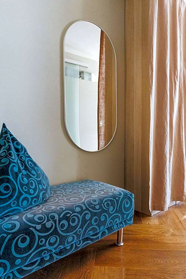 VILLA OXA - Design Boutique Hotel