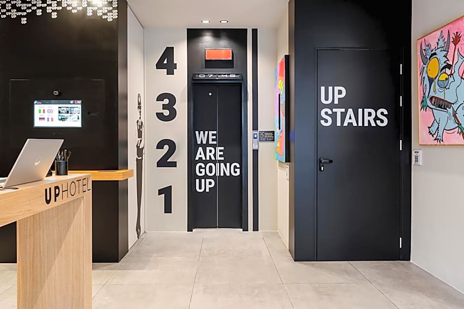 Up Hotel