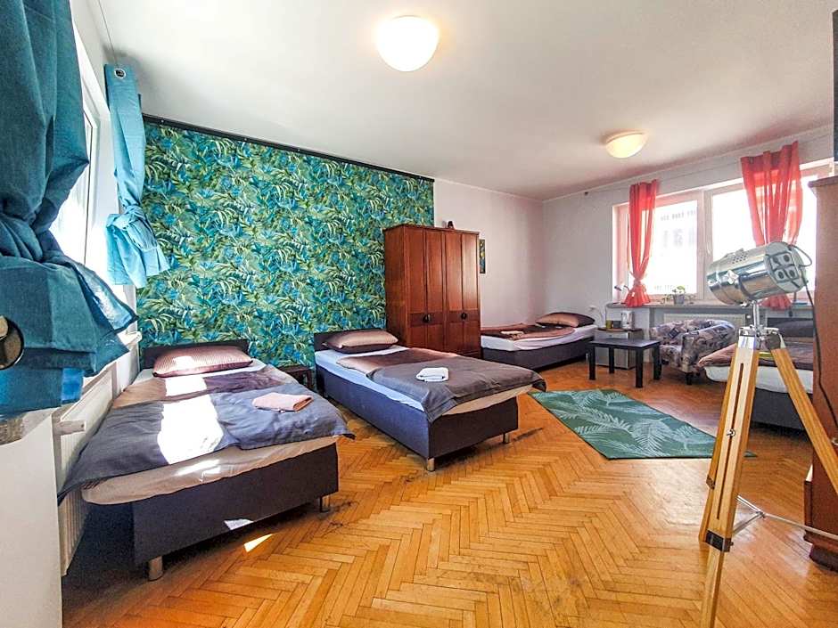 Hostel Mazurska 8a