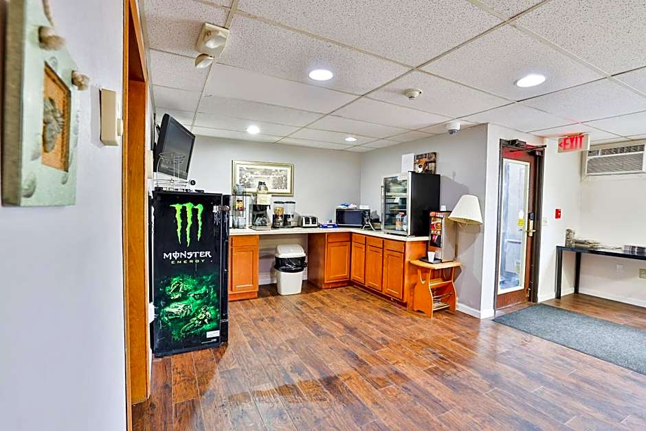 OYO Hotel Pipestone MN, Canterbury Park