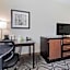 La Quinta Inn & Suites by Wyndham Auburn