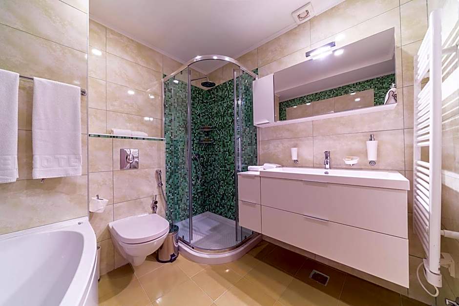 Hotel Harmonia by Dukley