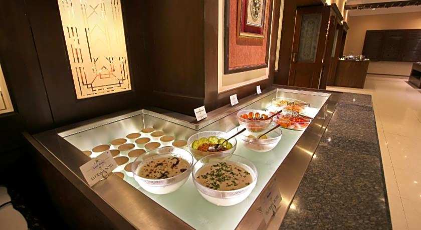 Taj Mahal Hotel Abids