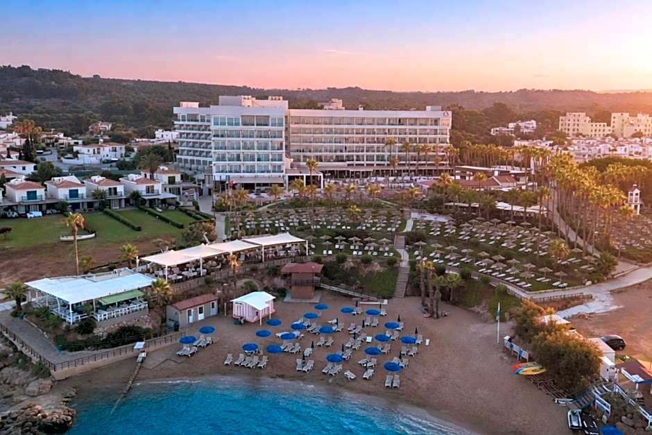 Cavo Maris Beach Hotel