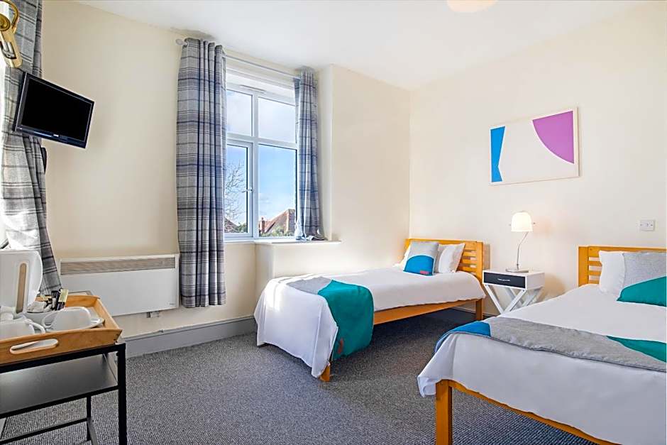 OYO The Green Man Pub and Hotel