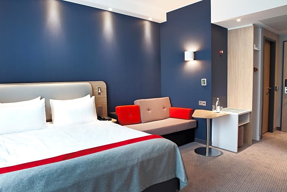 Holiday Inn Express Frankfurt Airport - Raunheim By IHG