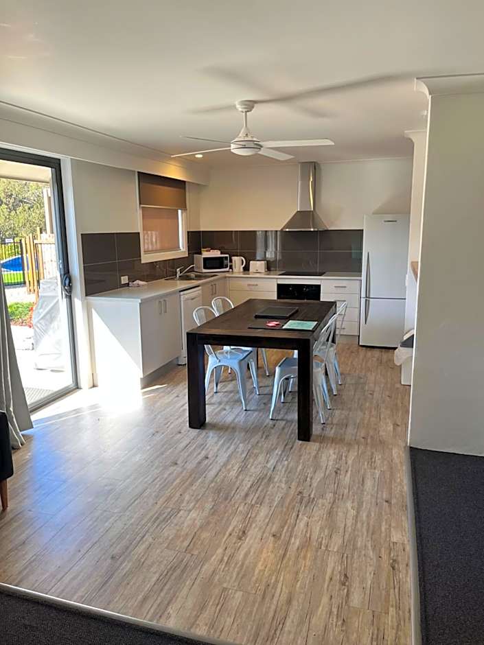 Snow View Holiday Units