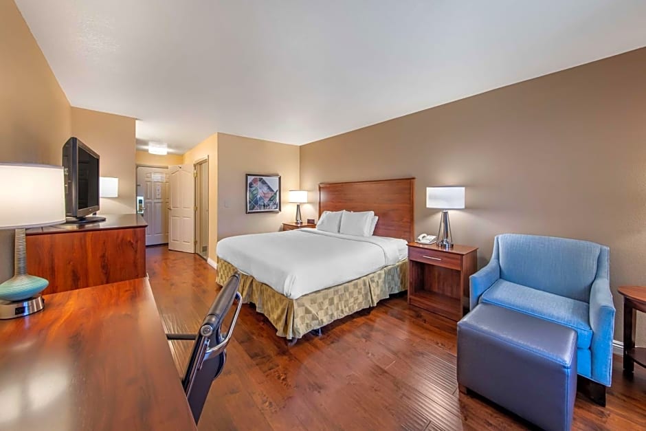 Best Western Plus John Jay Inn & Suites