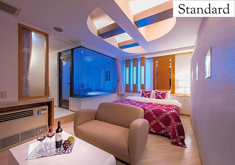 Hotel New York (Adult Only)