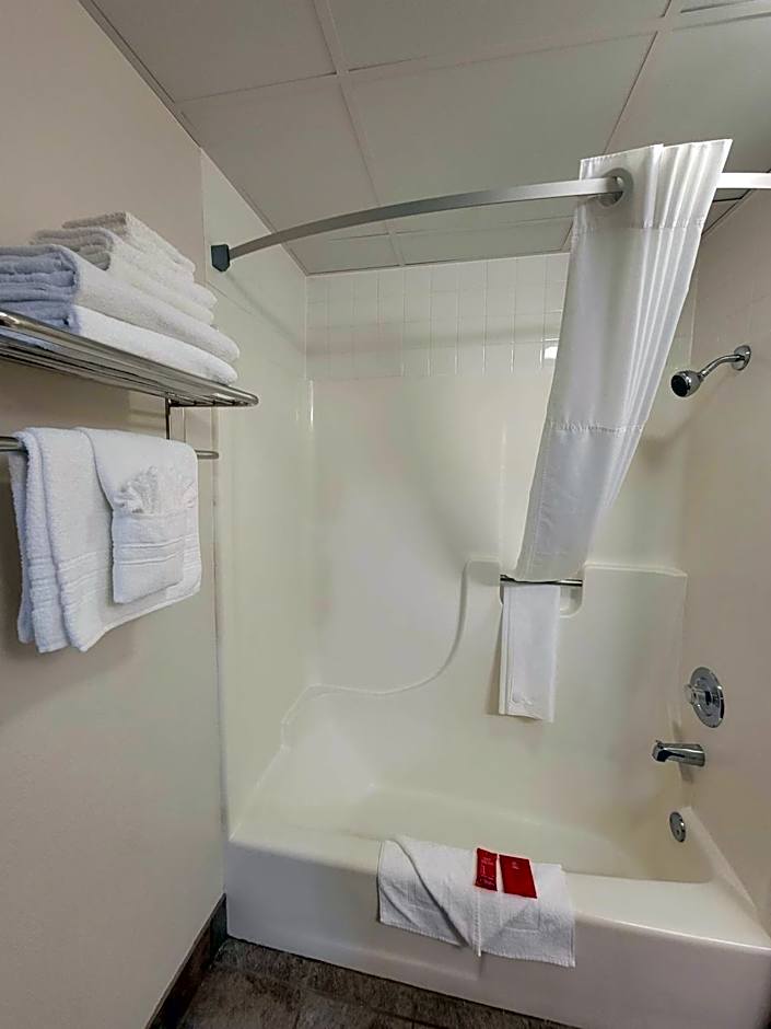 SureStay Plus Hotel by Best Western Grand Island