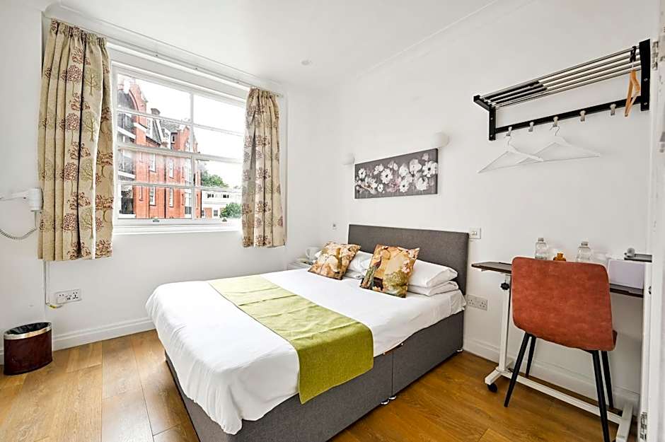 City London Hotel