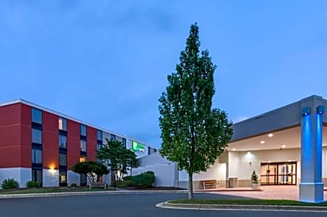 Holiday Inn Express Wilkesboro By IHG