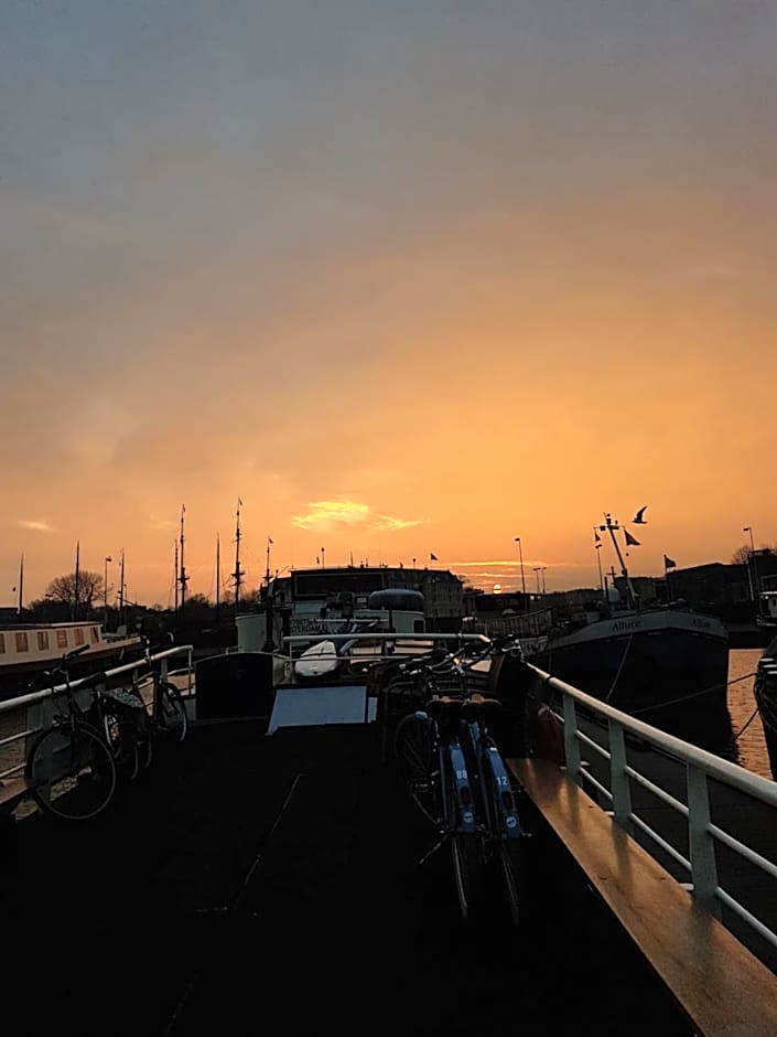 Intersail Hostel - Avontuur