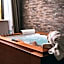 Marvie Hotel & Health