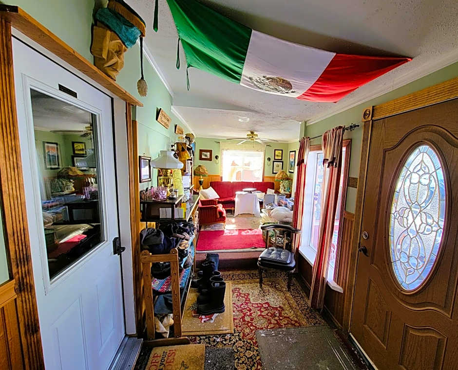 Billie's Backpackers Hostel