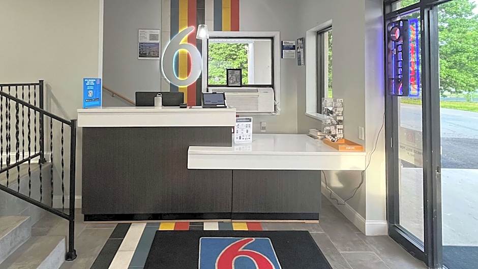 Motel 6 East Windsor, NJ Hightstown
