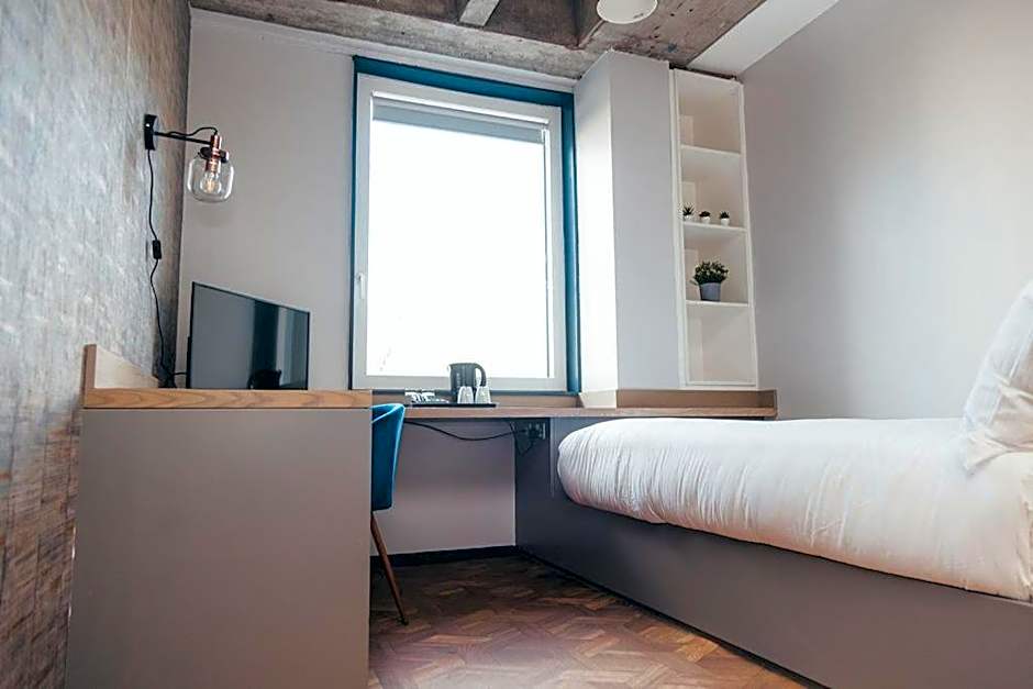 Quarter by the Warren Collection