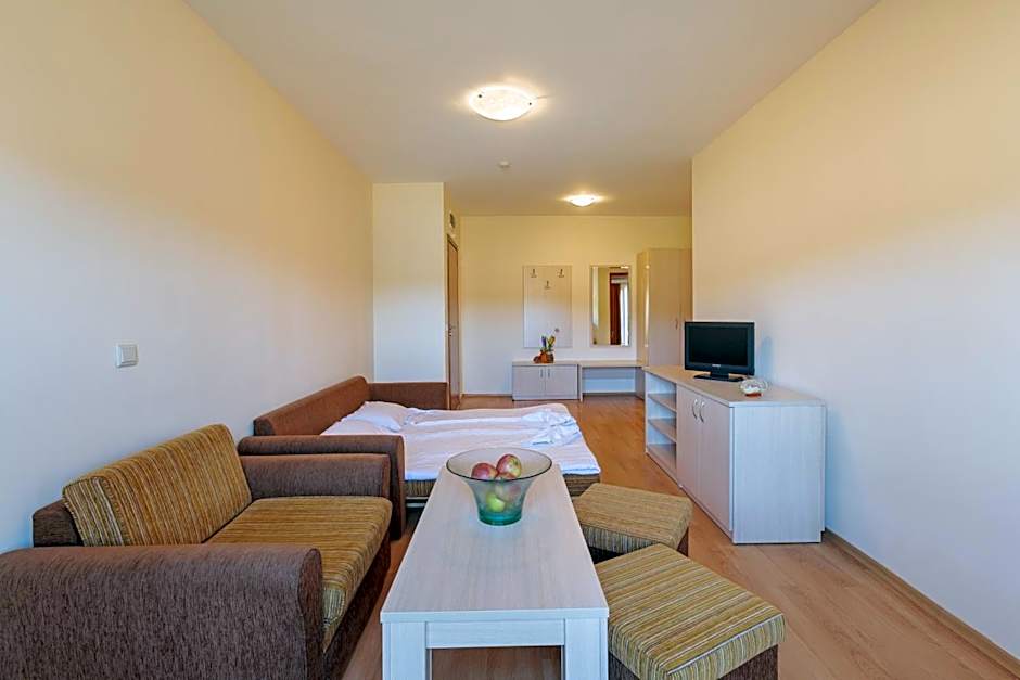 Serena Residence Aparthotel