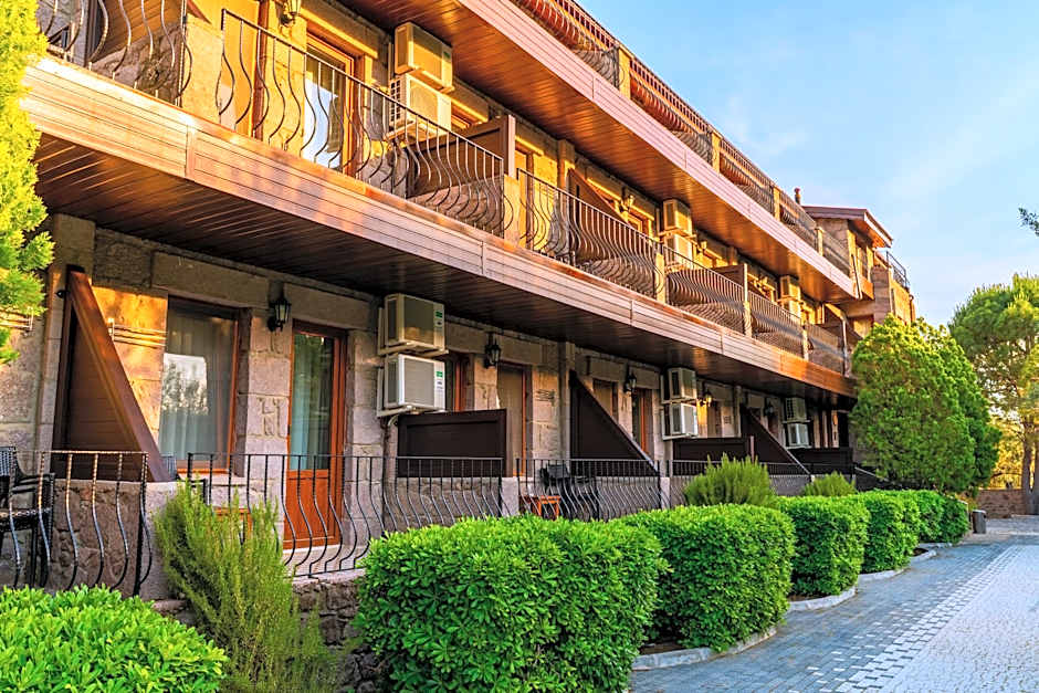 Assos Park Hotel