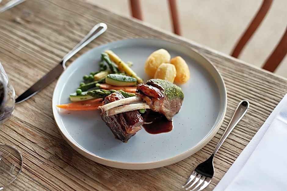 Accommodation @ Curlewis