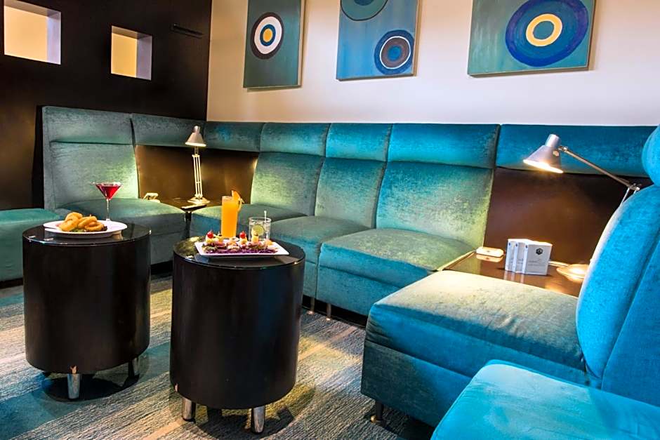 Courtyard by Marriott Toluca Airport
