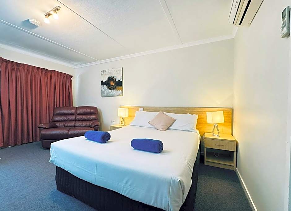 Edinburgh Motor Inn