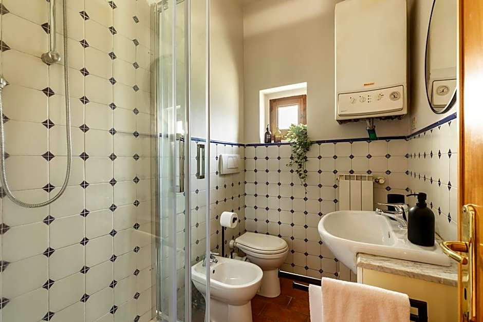 Selvuccia Lodge - Ostello Agricolo