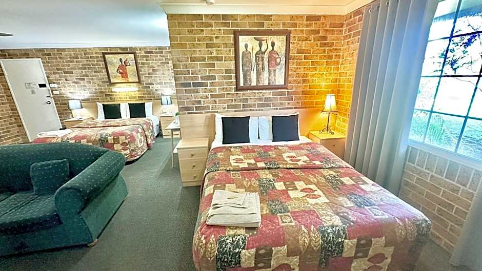 Golden Grain Motor Inn