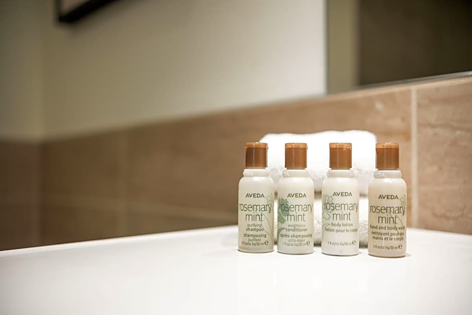 Le Chamois by Outpost Whistler