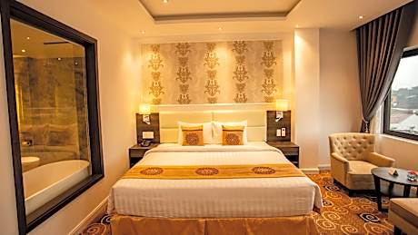Deluxe King Room