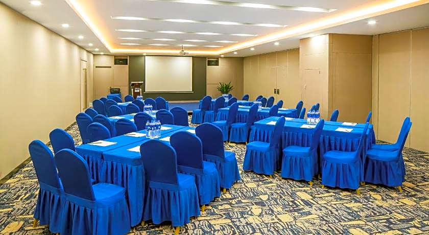 Holiday Inn Express Shenyang North Station By IHG