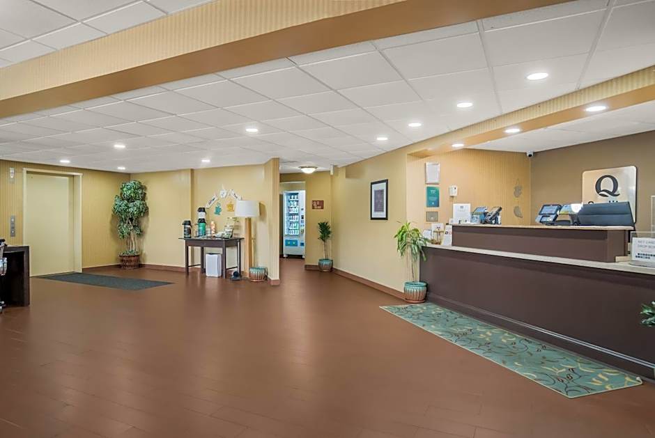 Quality Inn & Suites Chambersburg Northeast