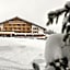 Hotel & Chalet Montana