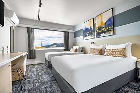 Burnie Central Townhouse Hotel