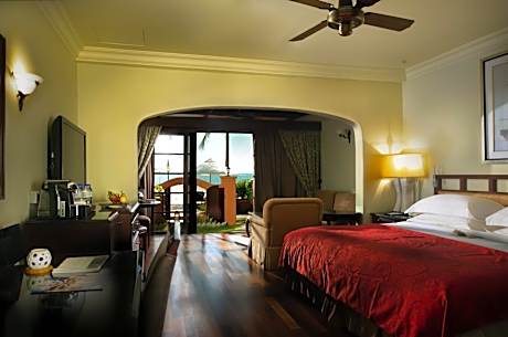 Casa Beachfront Studio Suite