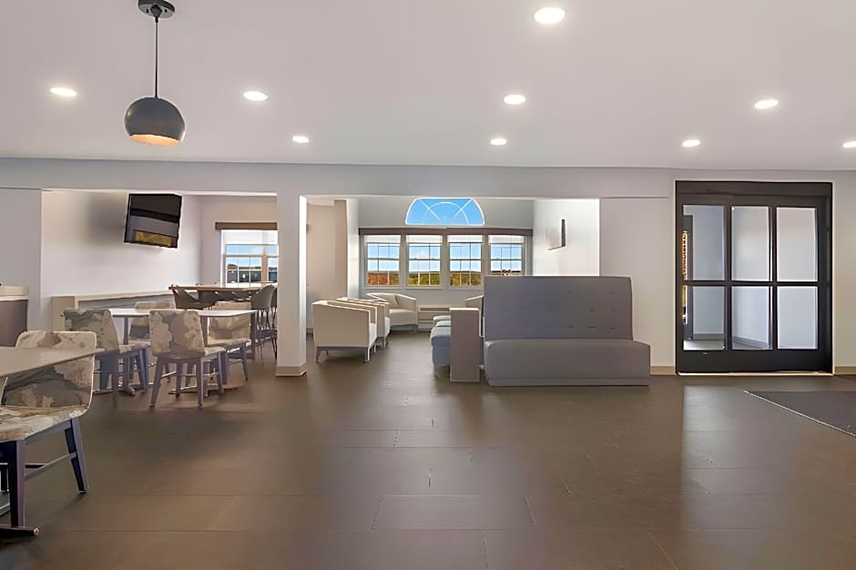 Rodeway Inn and Suites