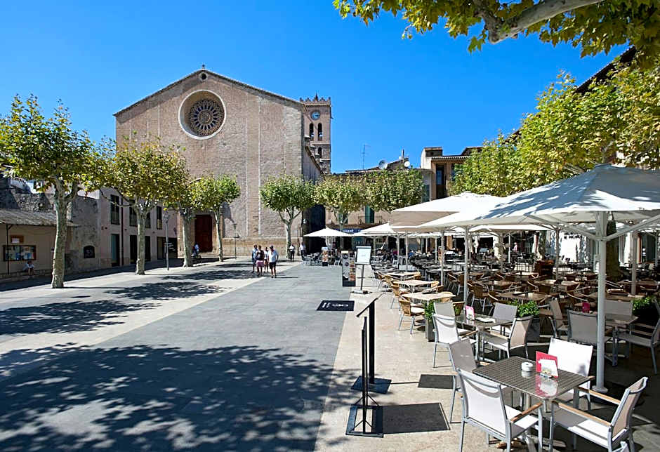 Owl Booking Villa Can Francisco - Family and Friends