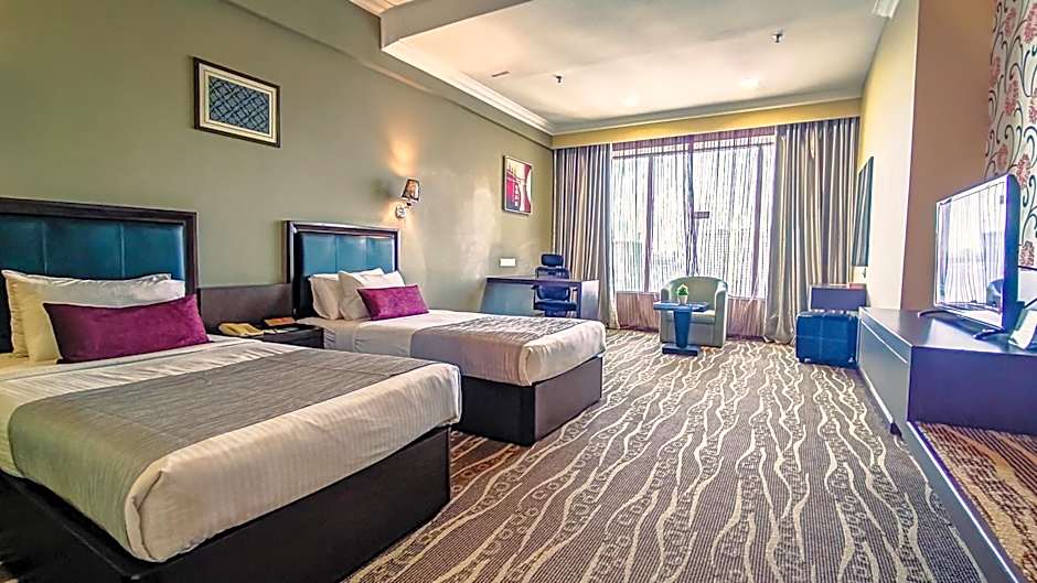 Photo 1 of 7 of Premier 2 Beds