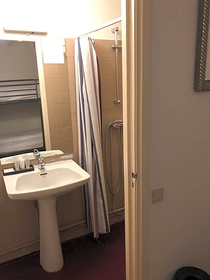 Amsterdam House Hotel