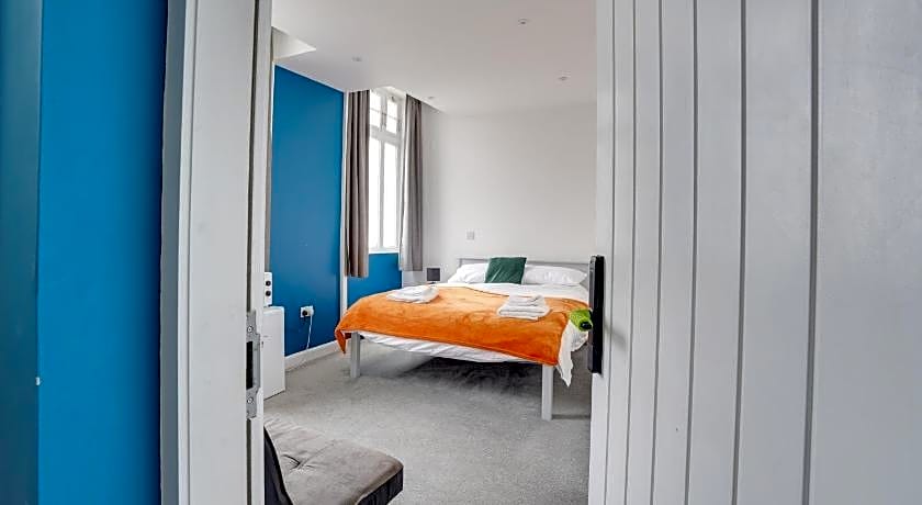 Homesly Guest Rooms - Self Check-in