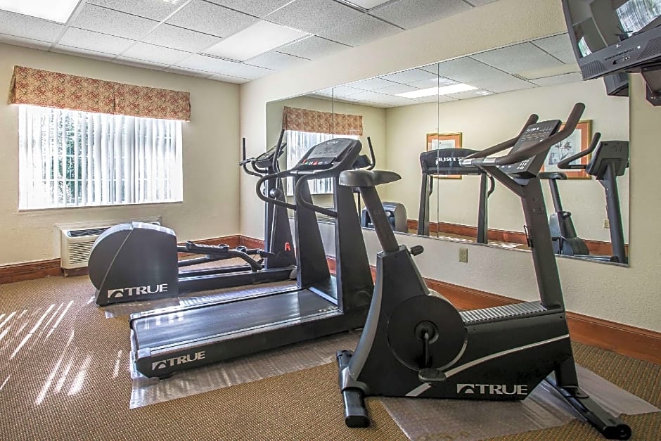 Econo Lodge Inn & Suites - Marianna