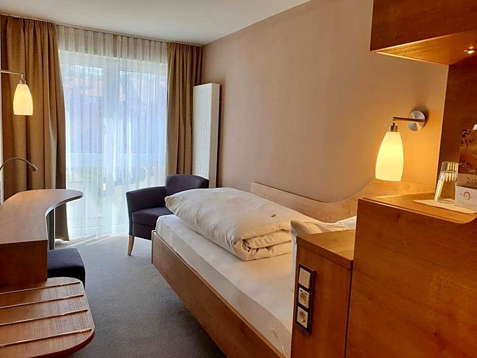 Zdjęcie 1 z 4 — Single Room