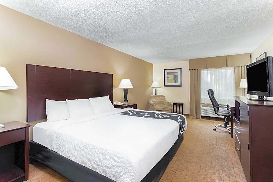 La Quinta Inn & Suites by Wyndham Frankfort