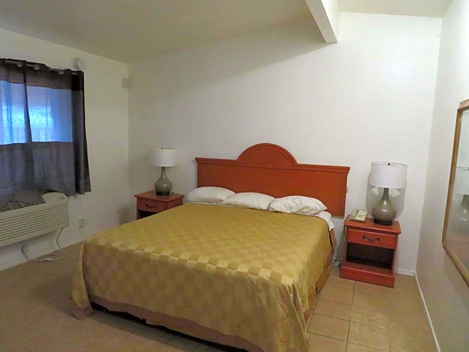 Carquinez Inn