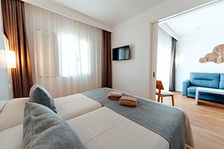 One-Bedroom Standard Apartment