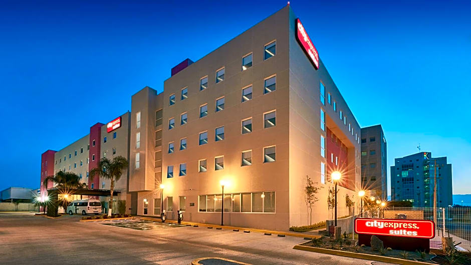 City Express Suites by Marriott Queretaro