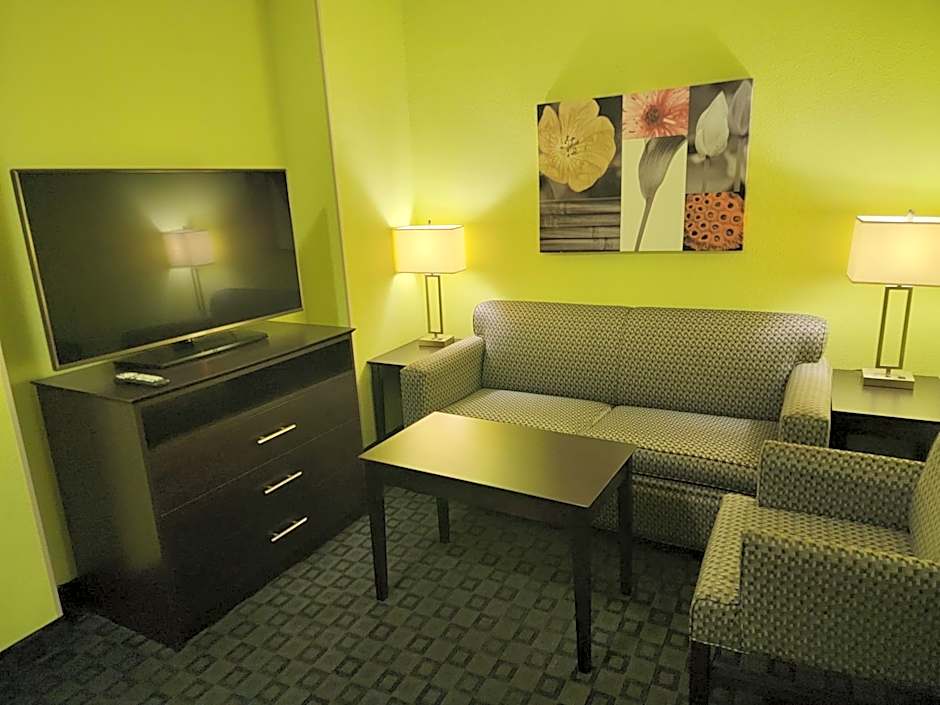Holiday Inn Garland By IHG