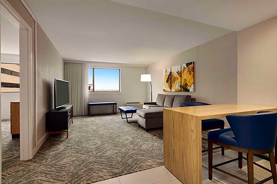 DoubleTree by Hilton Canton Downtown, OH