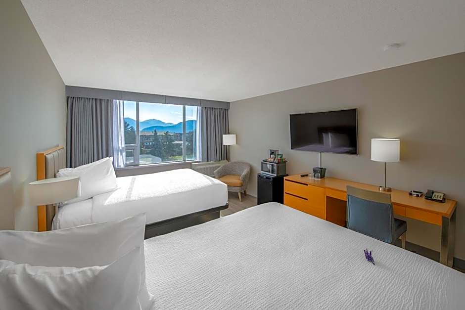 Coast Chilliwack Hotel